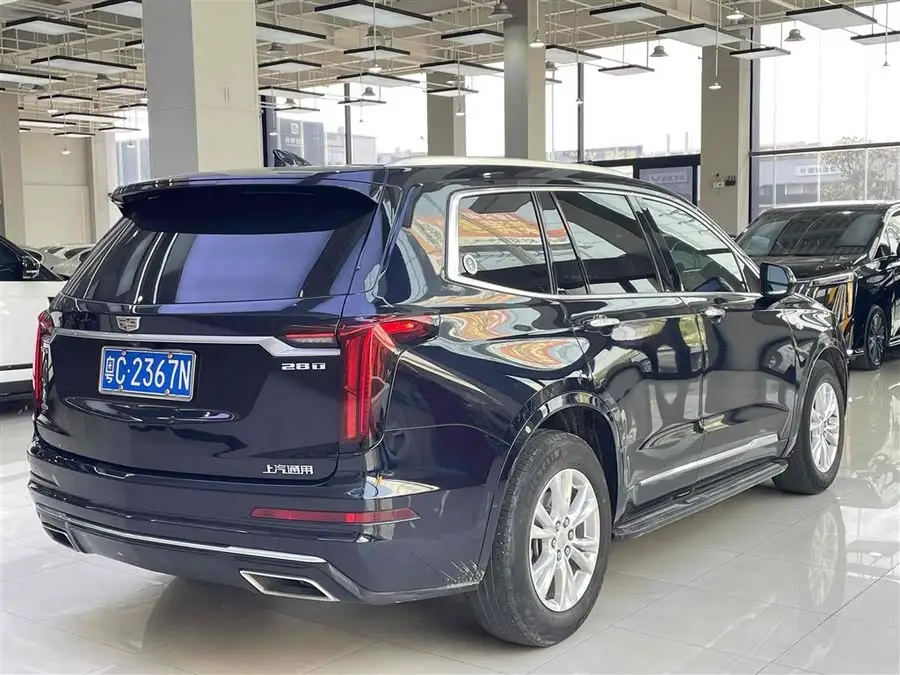 كاديلاك XT6 2021 28T بخمسة مقاعد ودفع رباعي