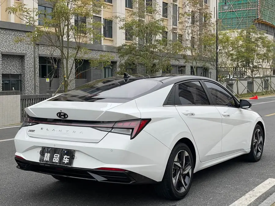 إيلانتر 2022 1.5L CVT LUX النسخة الفاخرة