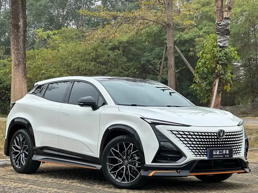 شانغان UNI-T 2022 1.5T نسخة رياضية فاخرة