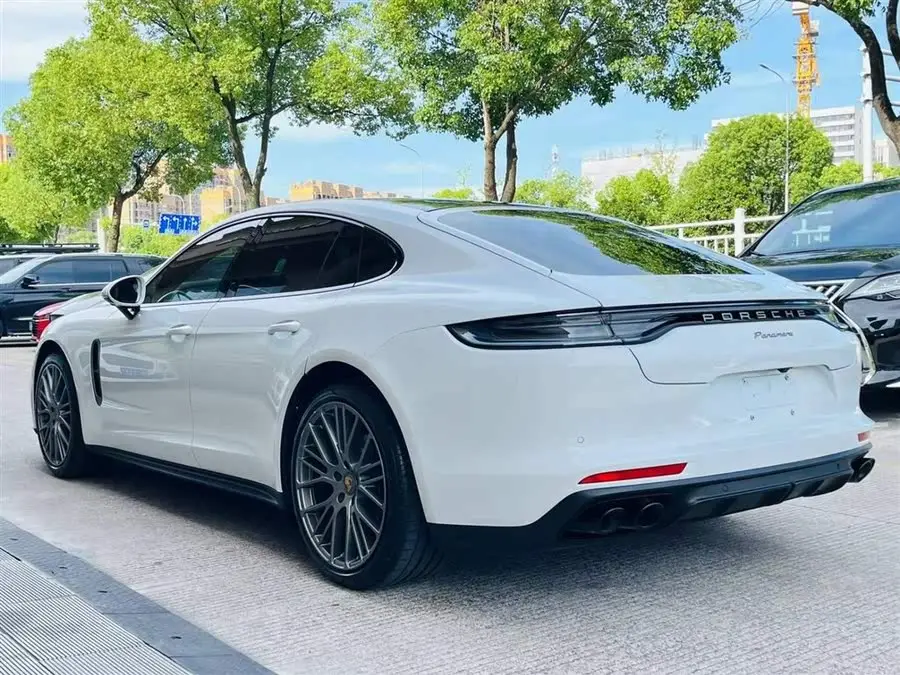 2023 Panamera 2.9T Platinum Edition