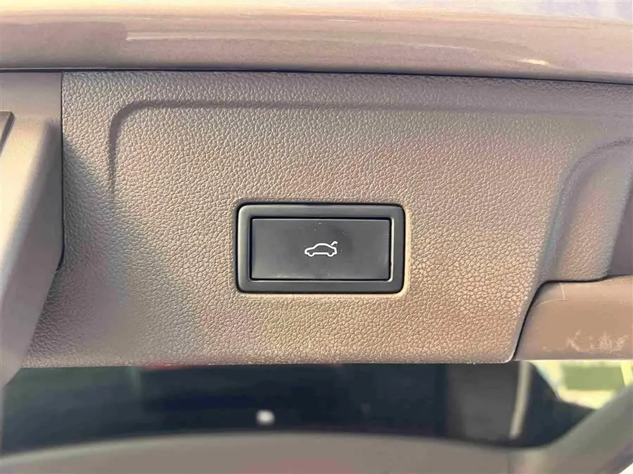 Volkswagen Viloran 2022 380 TSI Premium Edition