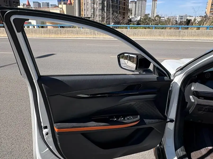 Changan UNI-V 2022 1.5T Sport Version