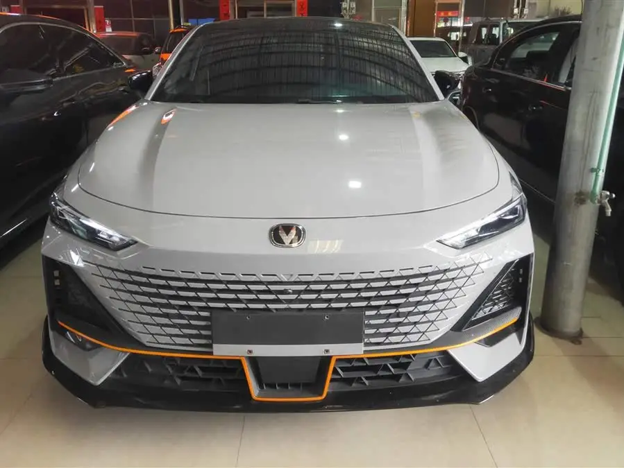 Changan UNI-V 2022 1.5T Sport Edition
