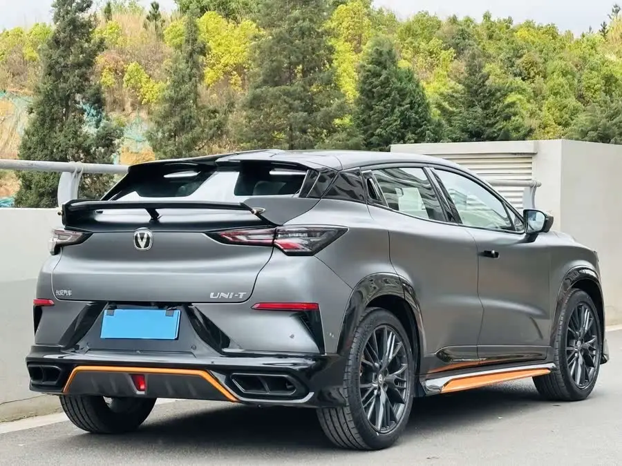 شانجان UNI-T 2023 الجيل الثاني 1.5T نسخة رياضية رائدة