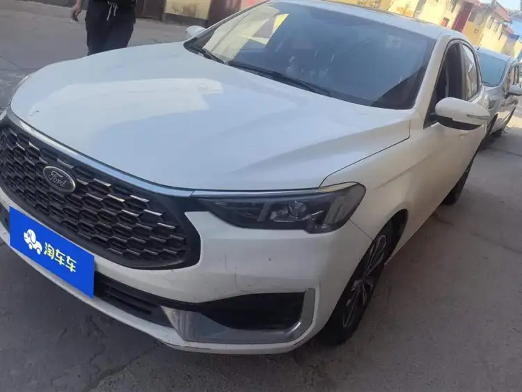 Ford Focus 2021 1.5L Automatic Diamond Edition