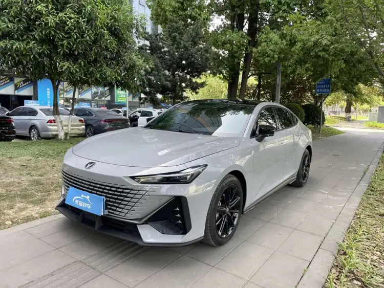 Changan UNI-V 2022 1.5T Premium