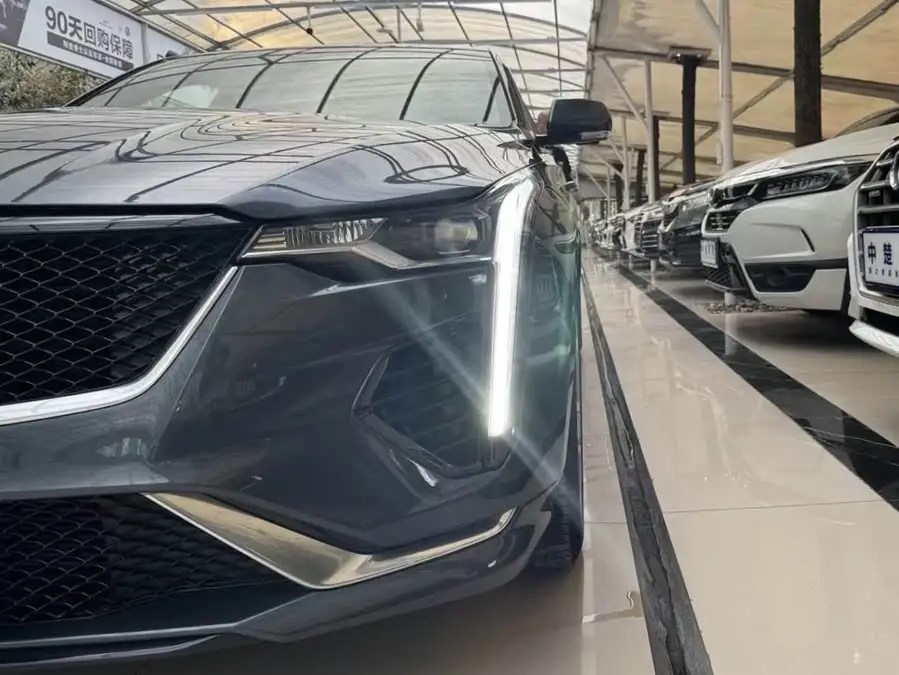 Cadillac CT4 2022 28T Luxury