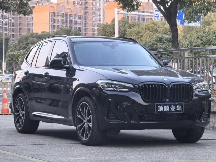 BMW X3 2023 xDrive30i Leading Model M Night Package