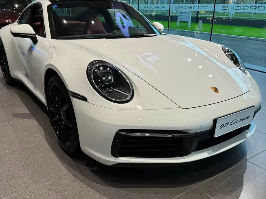 Porsche 911 2023 Carrera 3.0T