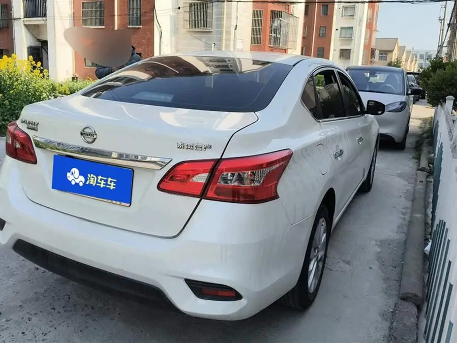 2022 نيسان سيلفي كلاسيك 1.6XE CVT نسخة الراحة