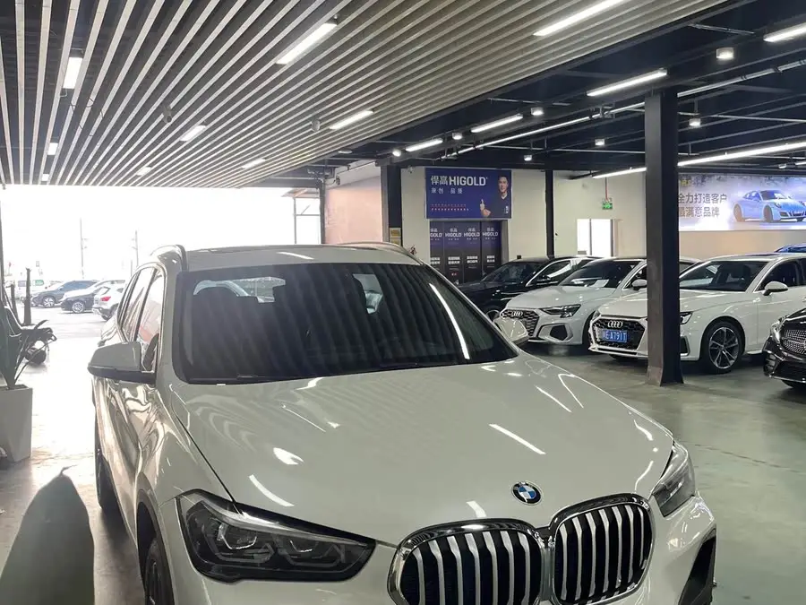 BMW X1 2022 sDrive25Li Leading Edition