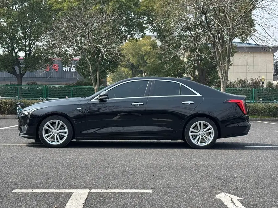 Cadillac CT4 2023 25T Luxury