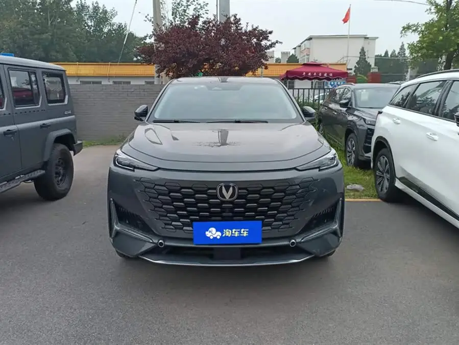 Changan UNI-K 2023 2.0T Two-Wheel Drive Enjoyment Version