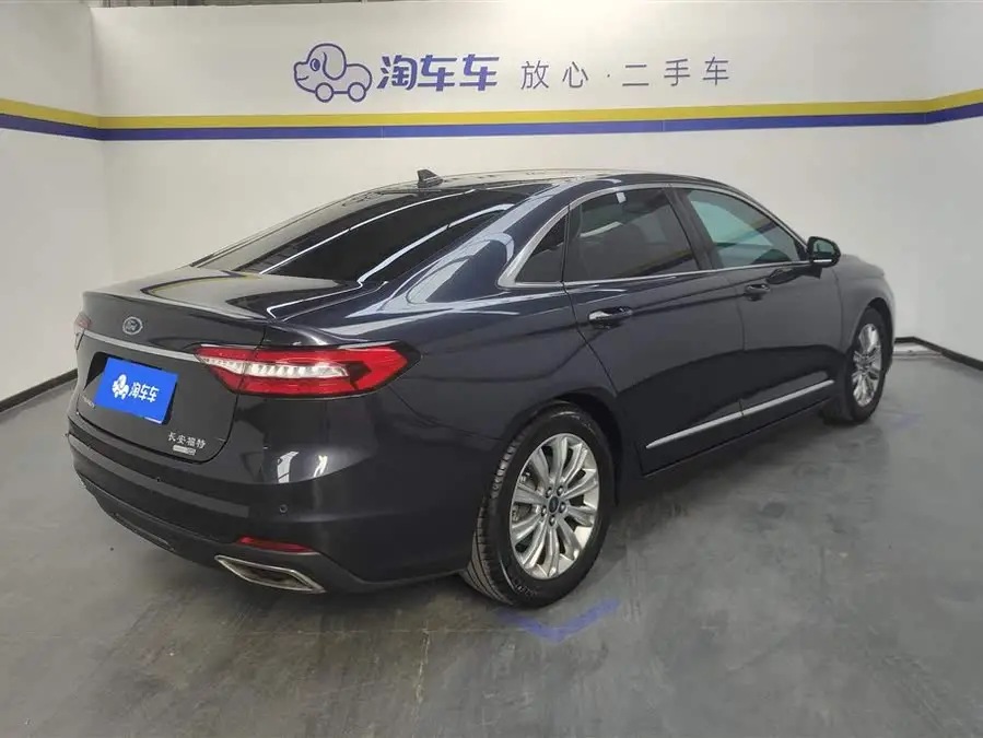 Taurus 2019 EcoBoost 245 Enjoy Edition