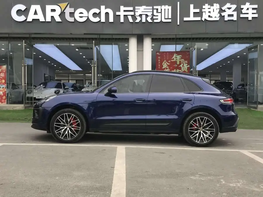 2023 Macan 2.0T