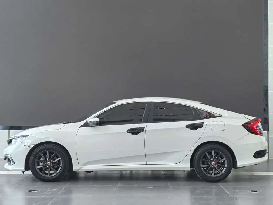 Civic 2019 220TURBO CVT Sport Version National V