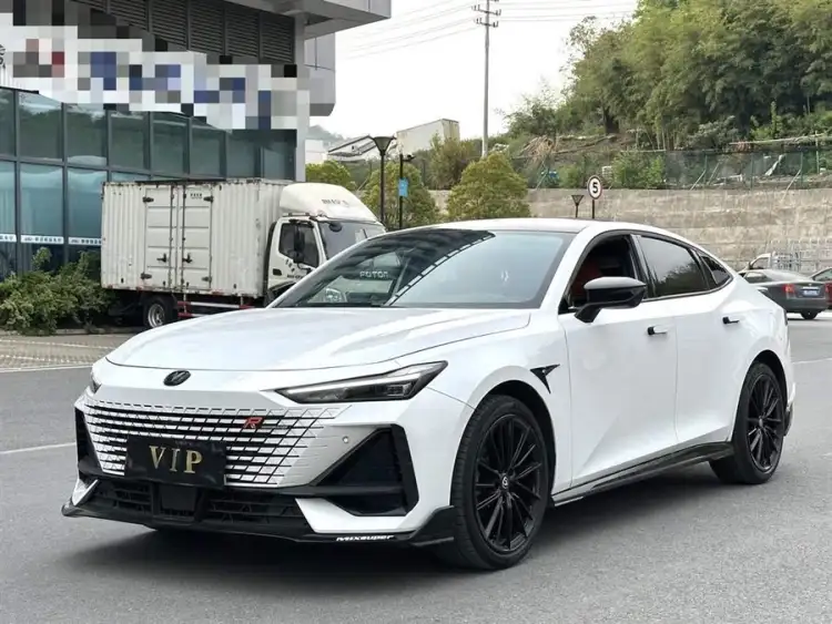 Changan UNI-V 2023 1.5T Sport Edition