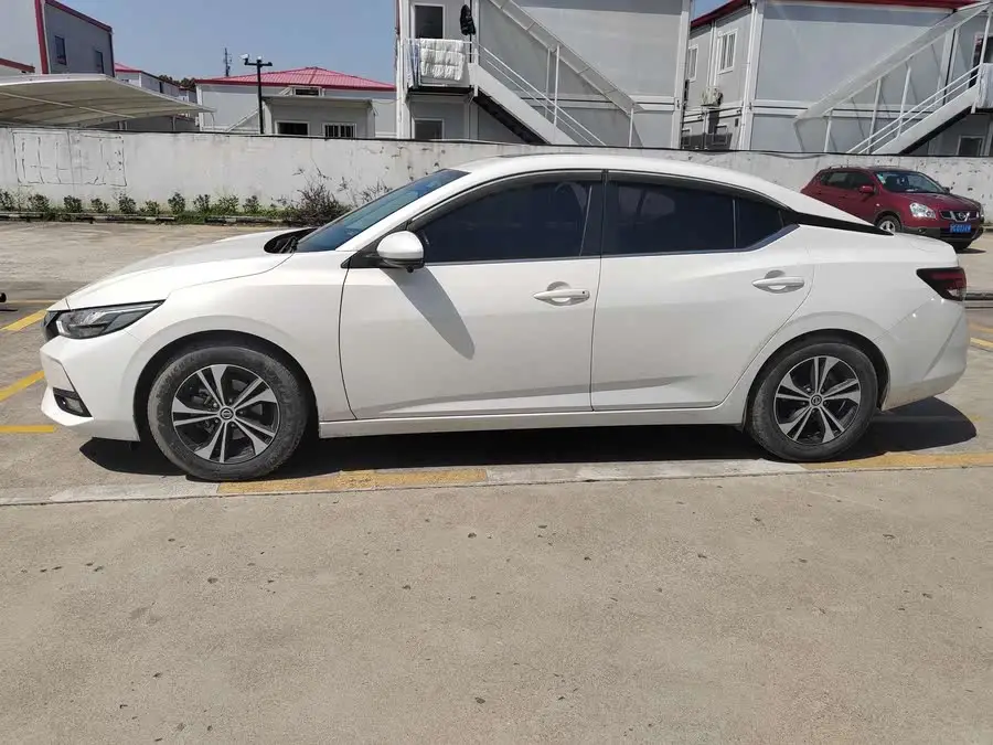 2021 نيسان سيلفي 1.6L XL CVT نسخة الاستمتاع