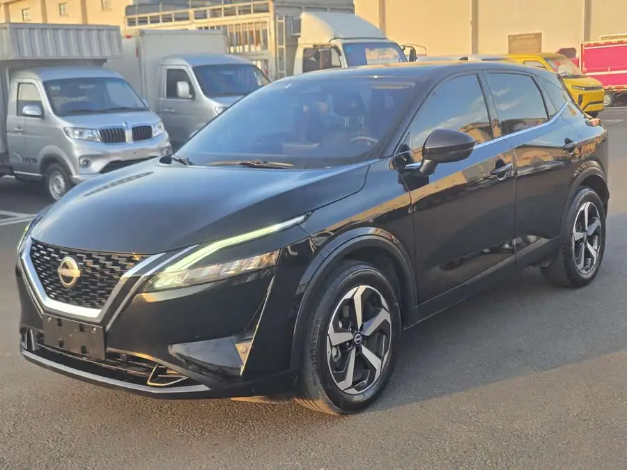 2023 Nissan Qashqai 1.3T CVT Black Gold Edition