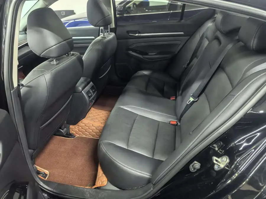 تينّا 2021 2.0L XL نسخة الراحة