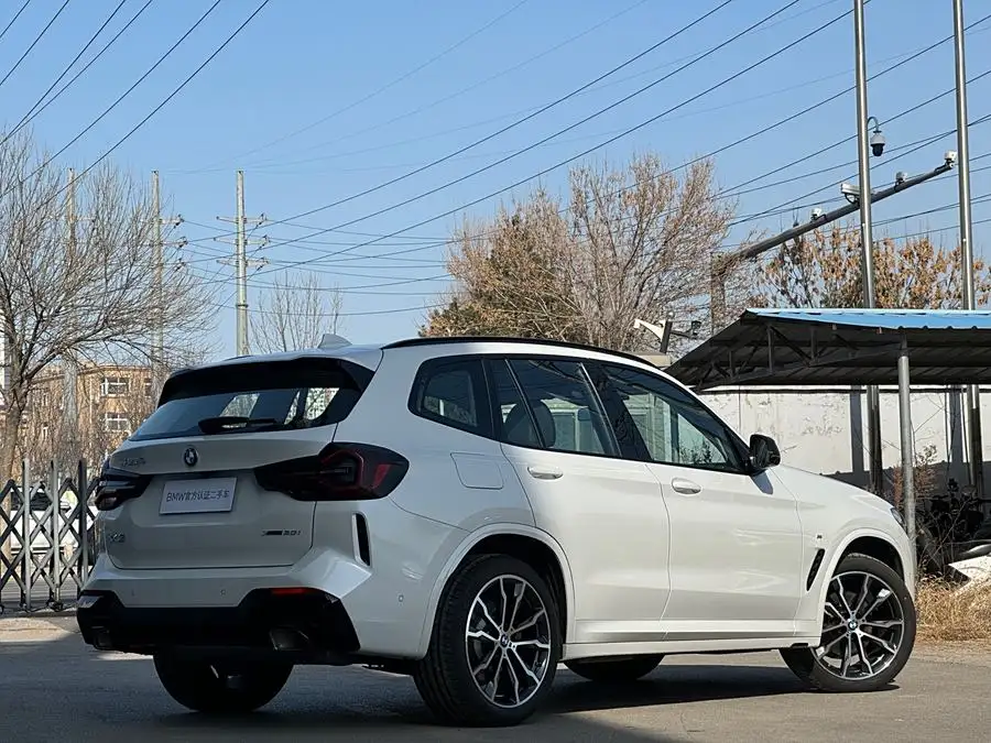 BMW X3 2023 xDrive30i Leading Model M Night Package