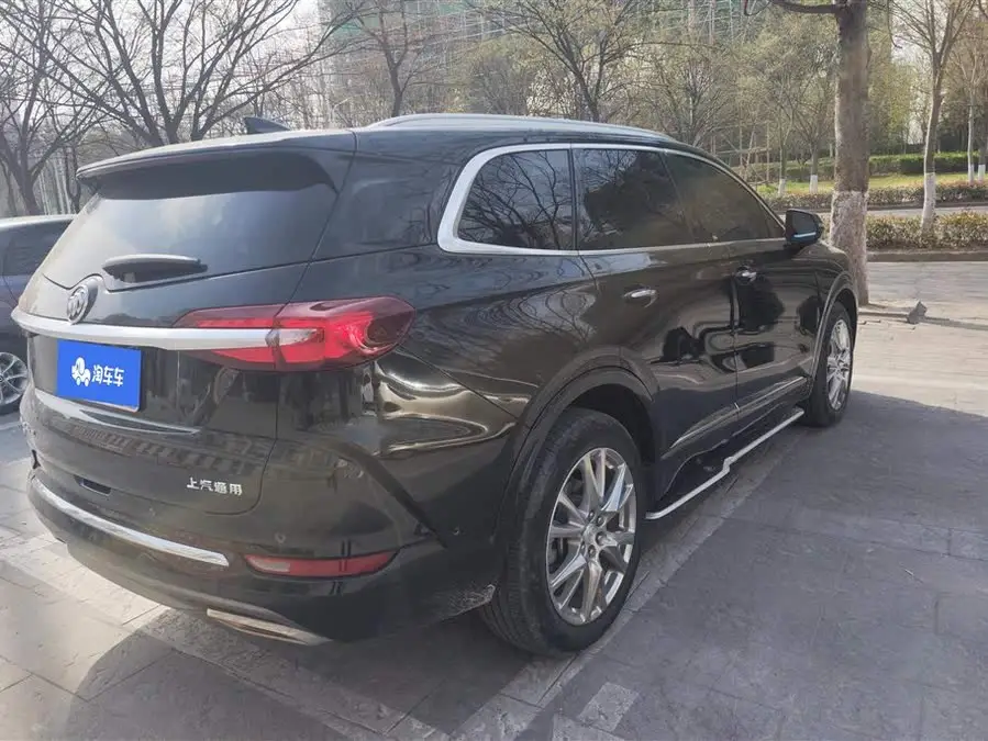 2022 إنفيجن بلس 652T دفع رباعي فئة بريميوم 6 مقاعد