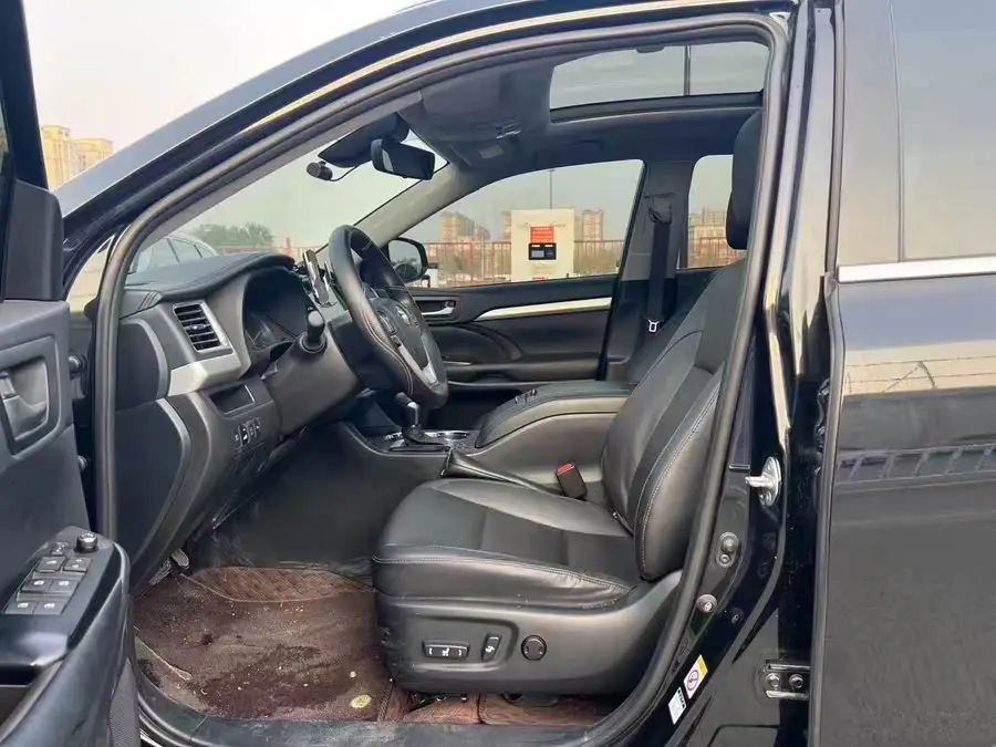 هايلاندر 2021 2.0T دفع رباعي فاخر 7 مقاعد