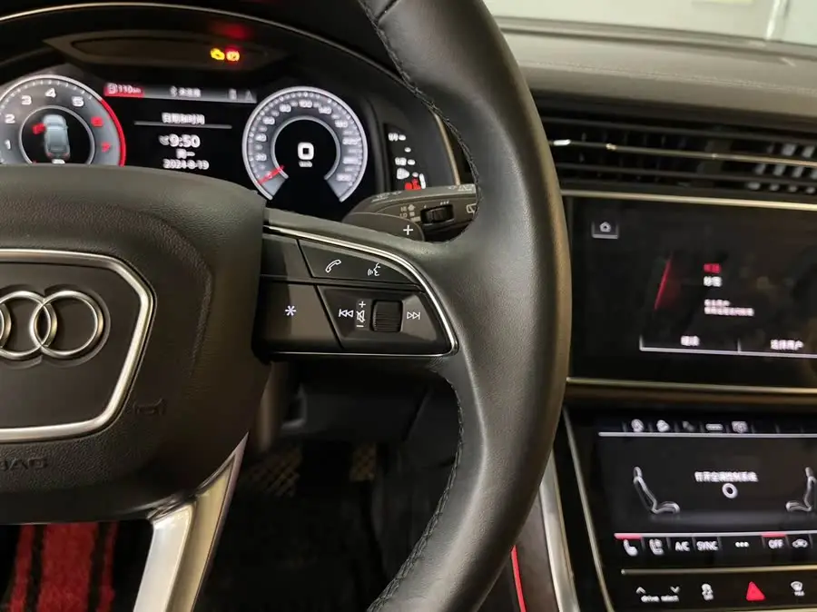 Audi Q7 2023 55 TFSI quattro S line Sport