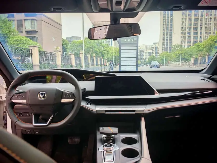 Changan UNI-V 2022 1.5T Excellence