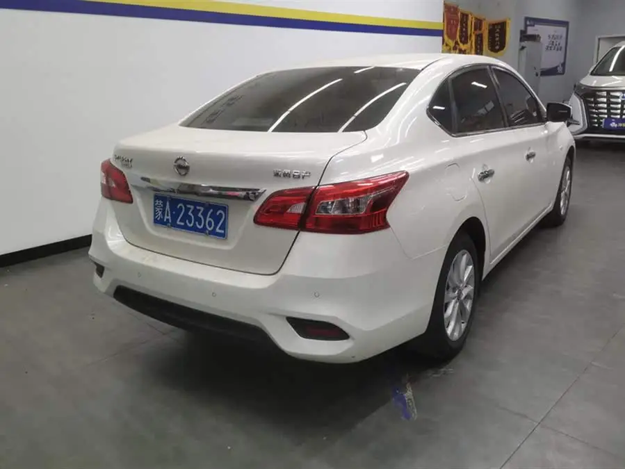 2021 نيسان سيلفي كلاسيك 1.6XL CVT الفاخرة