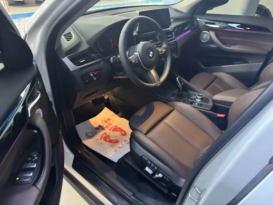 BMW X1 2022 sDrive25Li Leading Edition