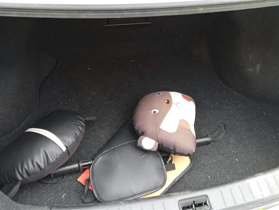 2021 نيسان سيلفي كلاسيك 1.6XL CVT إصدار فاخر