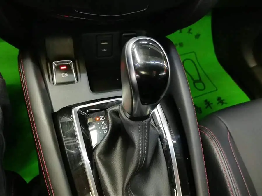 2019 نيسان قاشقاي 2.0 لتر CVT نسخة فاخرة