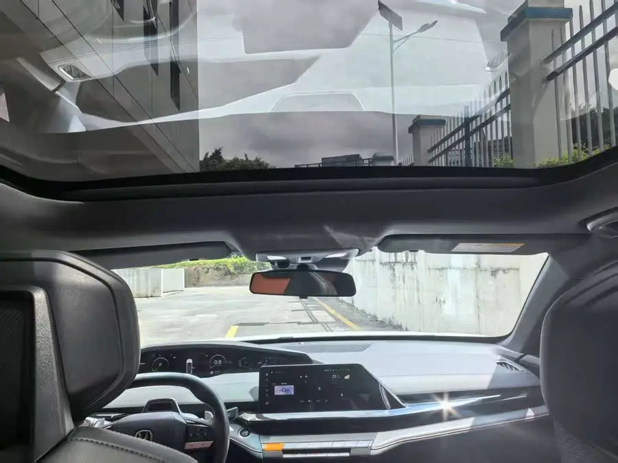 Changan UNI-V 2022 1.5T Premium