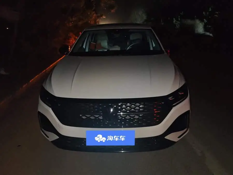 لافيدا 2023 300TSI DSG إصدار كامل نجمي