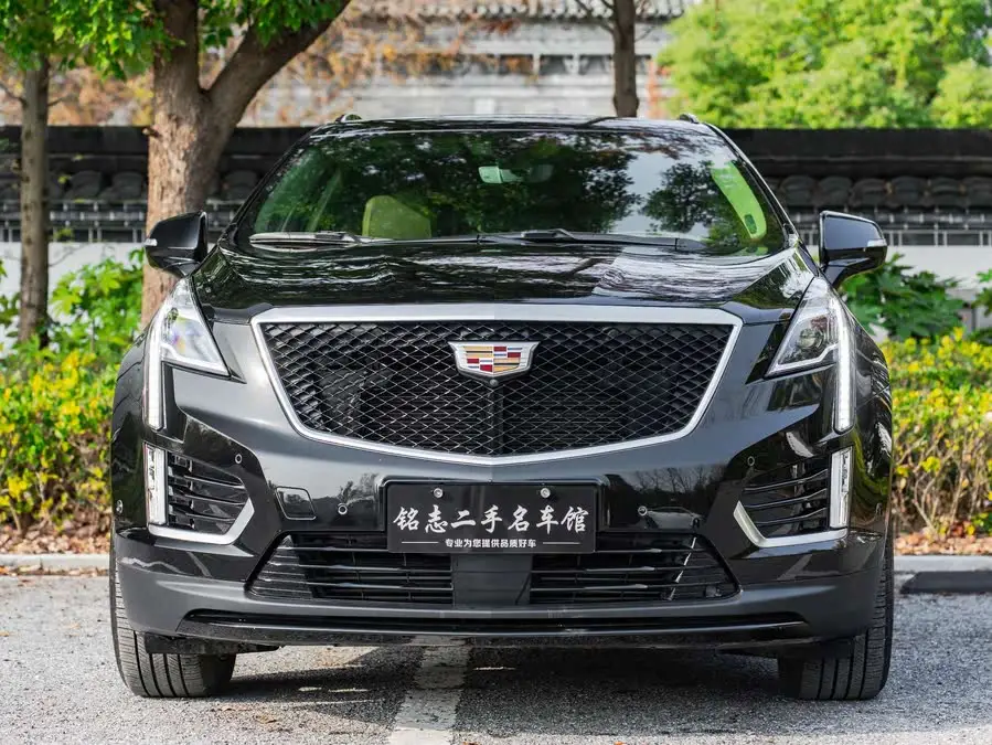 كاديلاك XT5 2022 2.0T دفع رباعي بلاتينيوم
