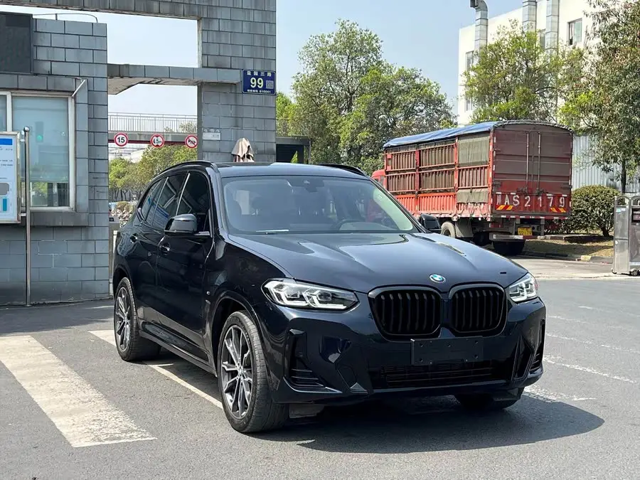 BMW X3 2022 xDrive30i Leading M Night Package