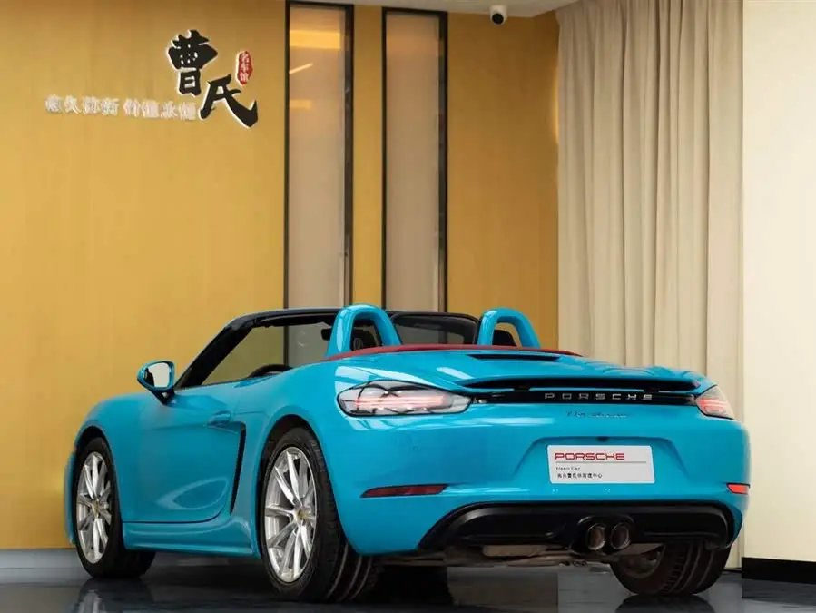 Porsche 718 2020 Model Boxster 2.0T