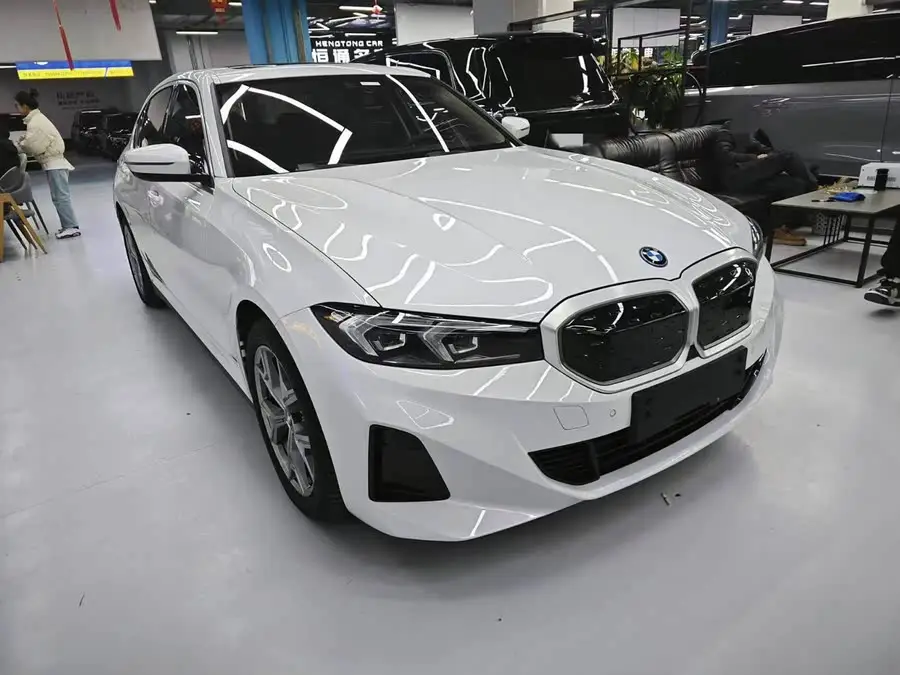 بي إم دبليو i3 2022 eDrive 35 L