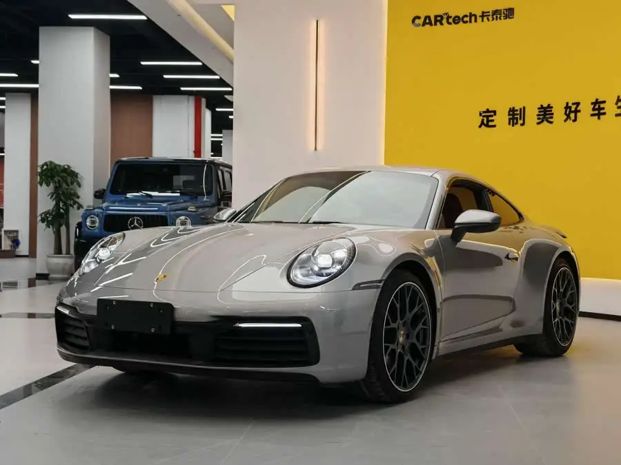 بورش 911 2023 كاريرا 3.0T