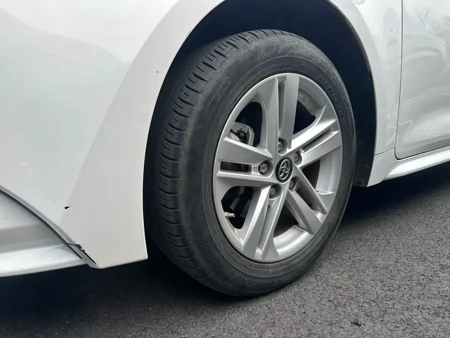 لاي لينغ 2022 نموذج 185T CVT الفاخر