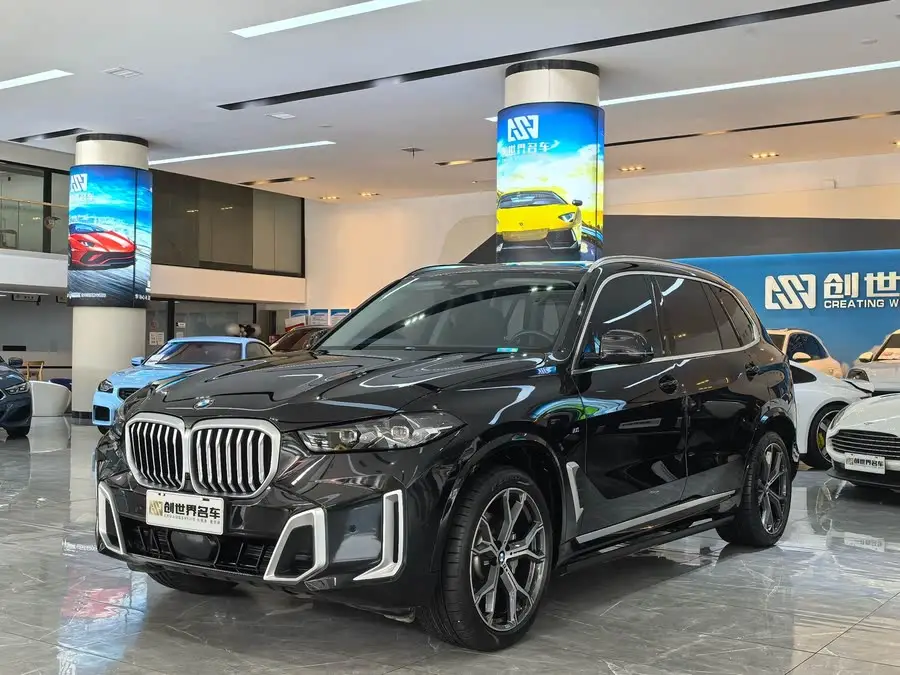 بي إم دبليو X5 2023 xDrive 30Li باقة M الرياضية الفاخرة