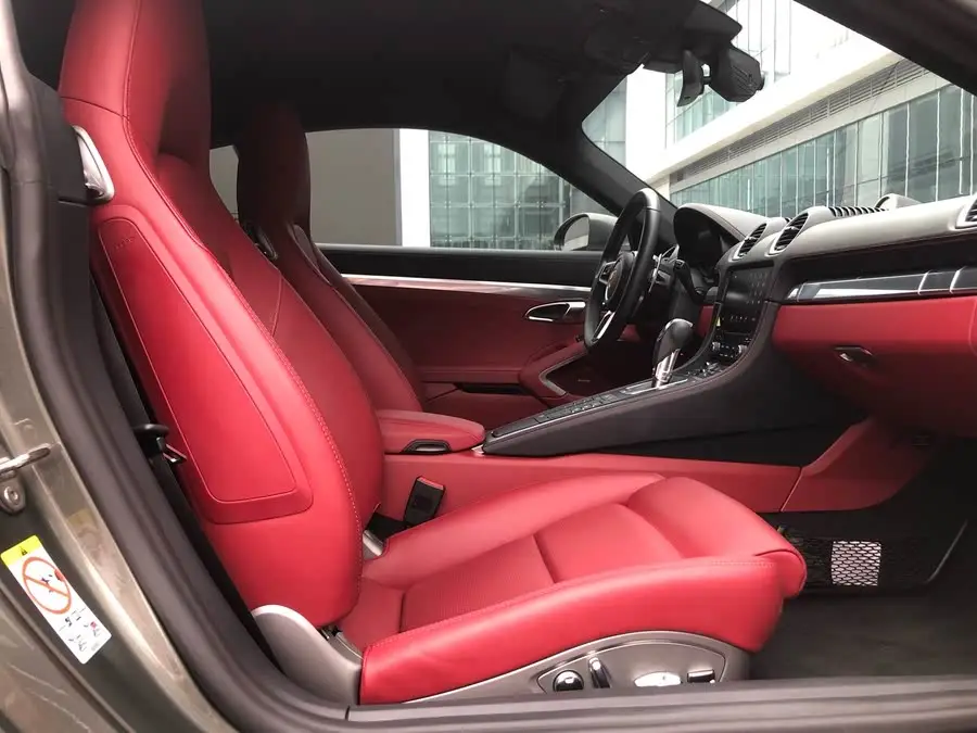 Porsche 718 2022 Cayman 2.0T