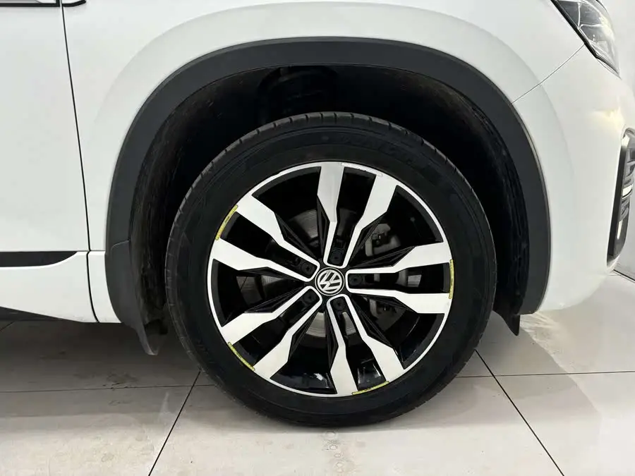 تيرون 2020 380 TSI 4WD R-Line الذكية