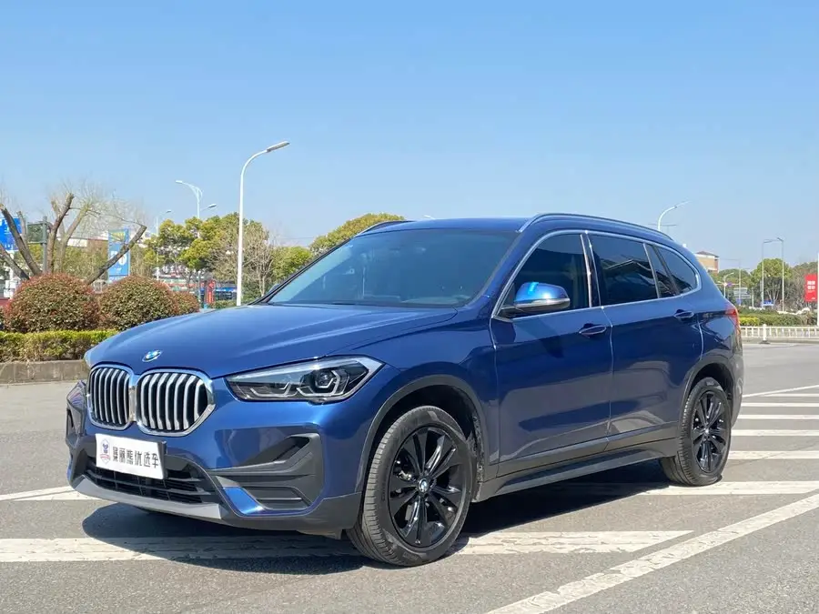 بي إم دبليو X1 2021 تحديث sDrive20Li إصدار الأزياء