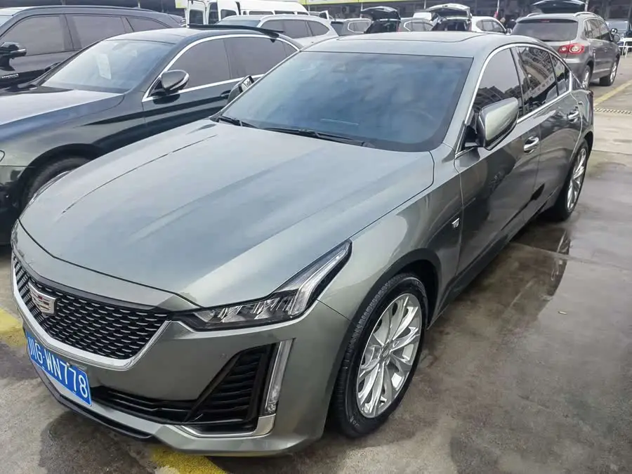 كاديلاك CT5 2023 28T الفاخرة (الإصدار القياسي)