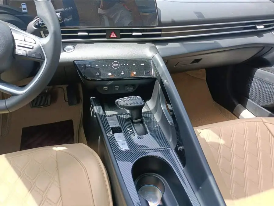 إيلانtra 2021 1.5 لتر CVT لكس النسخة المميزة