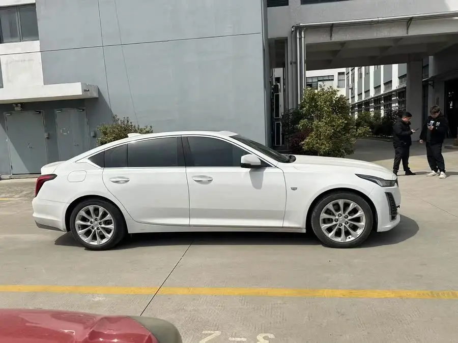 Cadillac CT5 2022 28T Luxury (Standard Version)