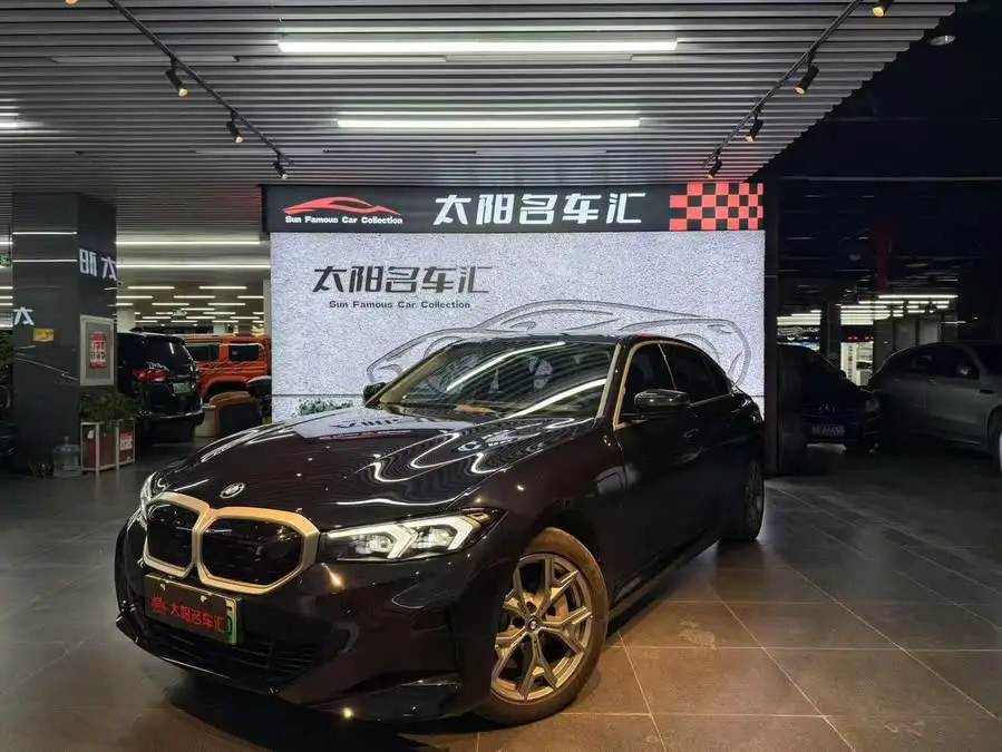 بي إم دبليو i3 2024 eDrive 35 L