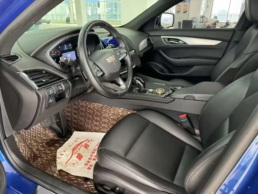 Cadillac CT5 2021 28T Fashion Sport